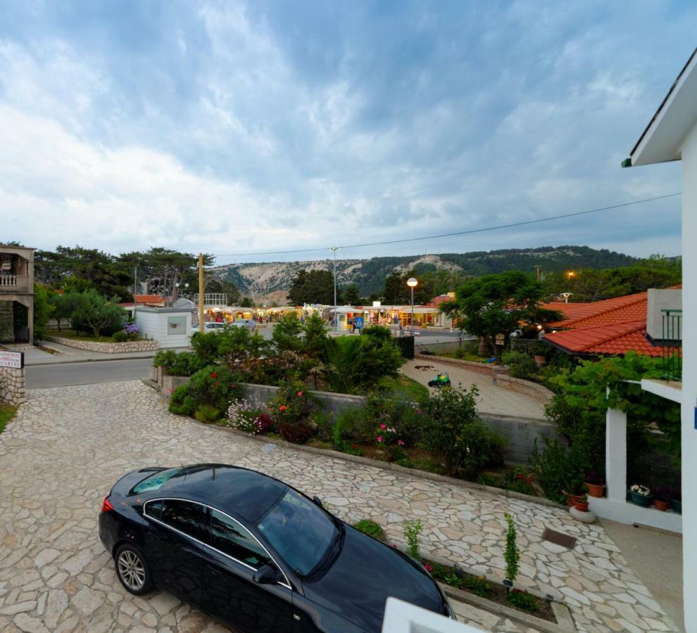 Apartments Arbis Лопар Екстериор снимка