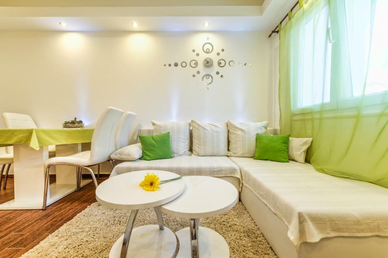 Apartments Arbis Лопар Екстериор снимка