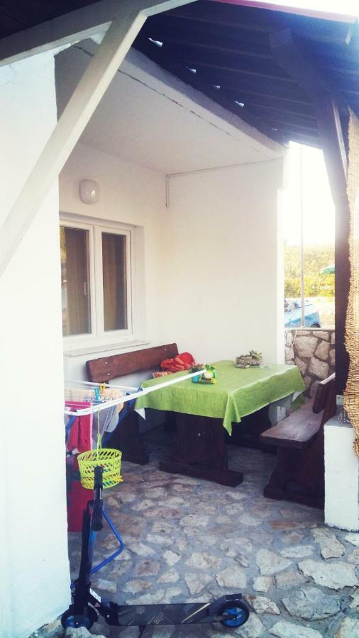 Apartments Arbis Лопар Екстериор снимка