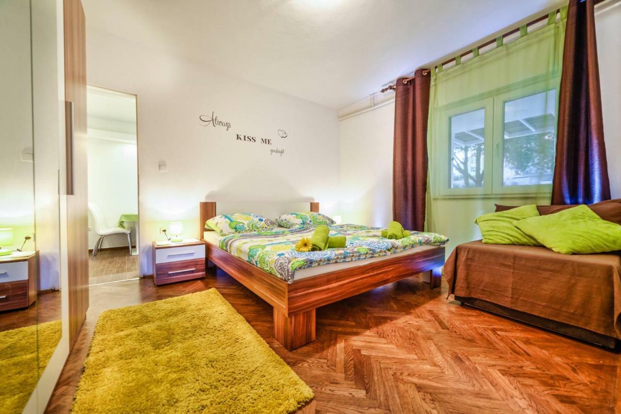 Apartments Arbis Лопар Екстериор снимка